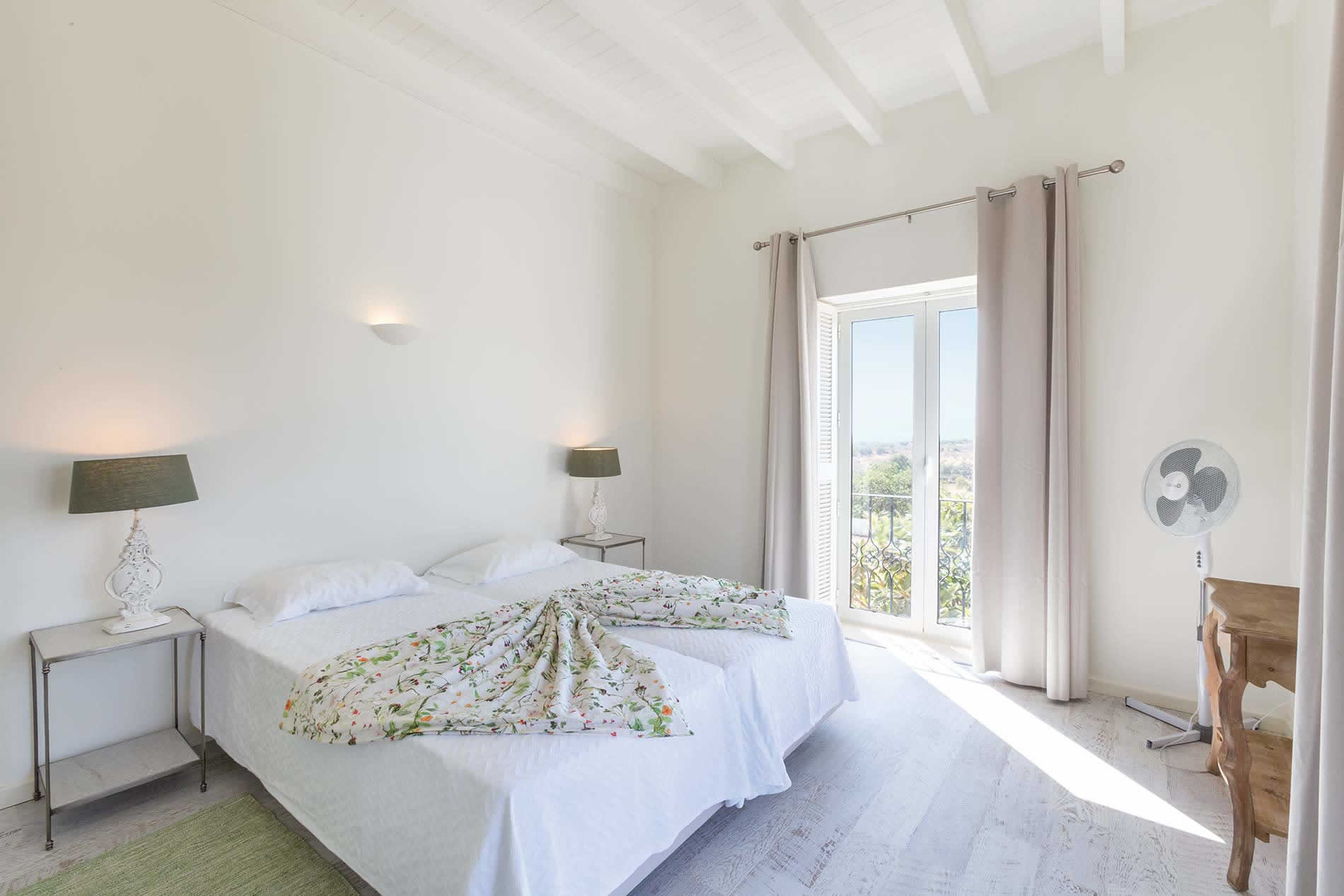 7 Bedroom Villa Ataboeira Portugal - Sun Villa Escapes