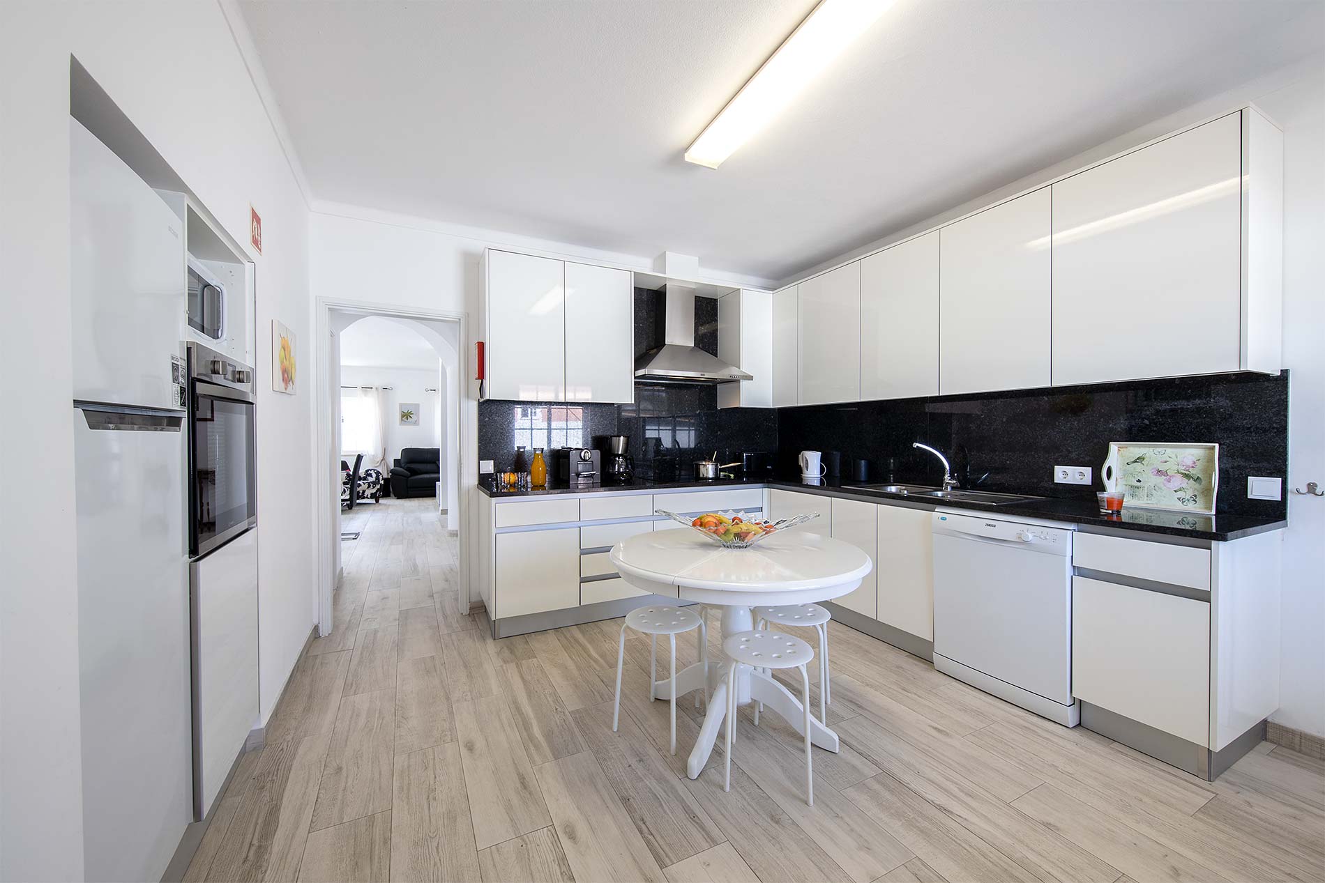 sun-villa-escapes-villa-quatro-vento-portugal-SVE14376-6